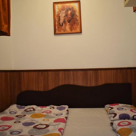 Helikon 32 Apartman Keszthely Bagian luar foto