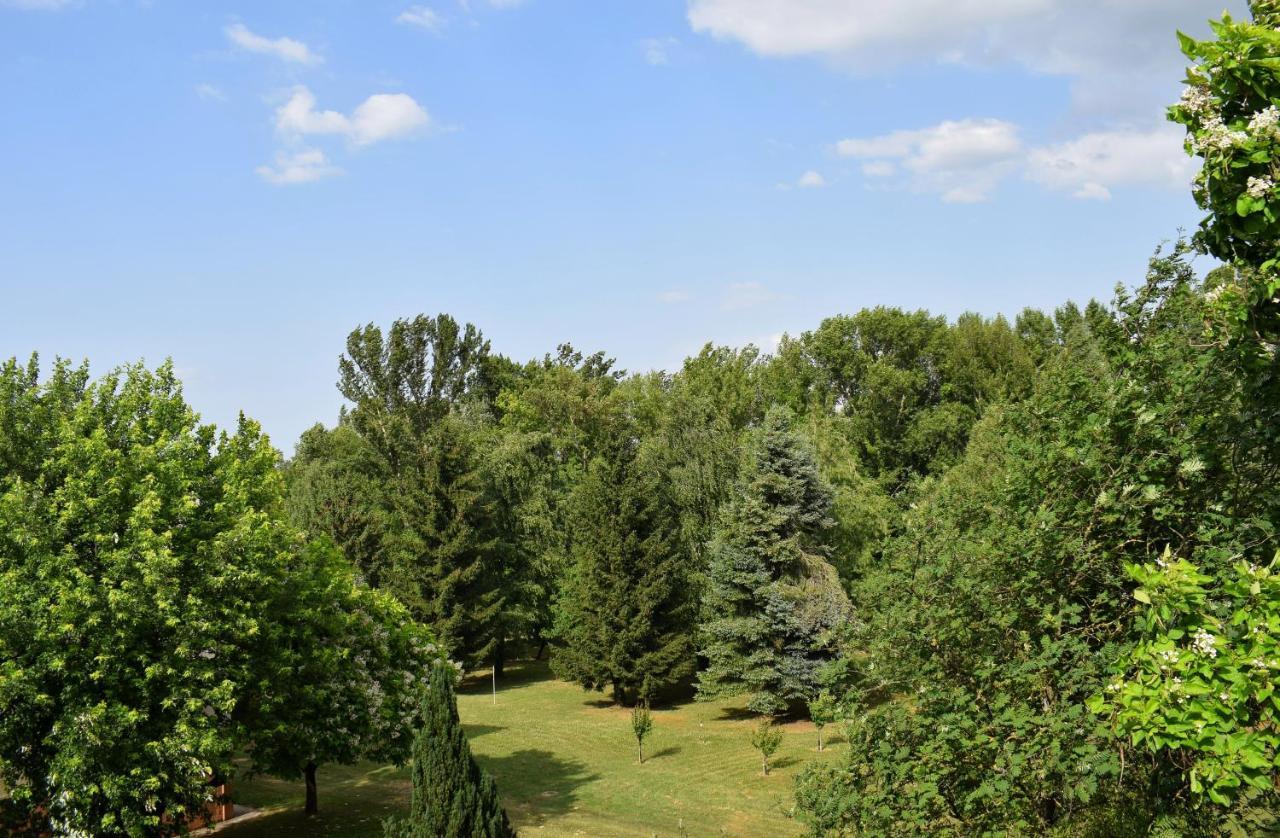 Helikon 32 Apartman Keszthely Bagian luar foto