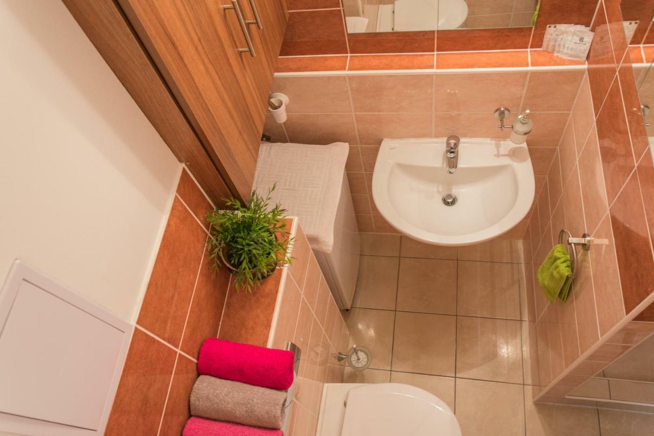 Helikon 32 Apartman Keszthely Bagian luar foto