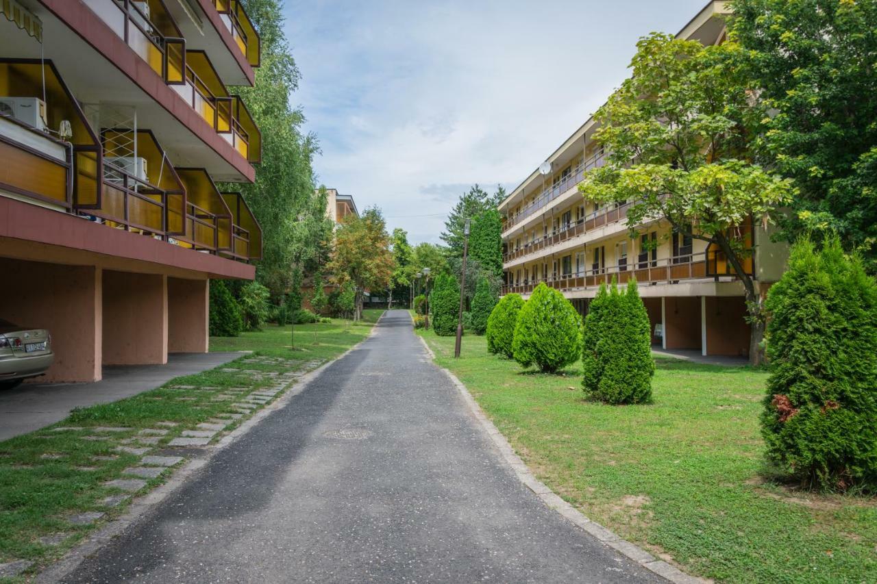 Helikon 32 Apartman Keszthely Bagian luar foto