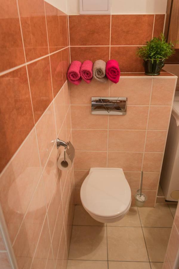 Helikon 32 Apartman Keszthely Bagian luar foto