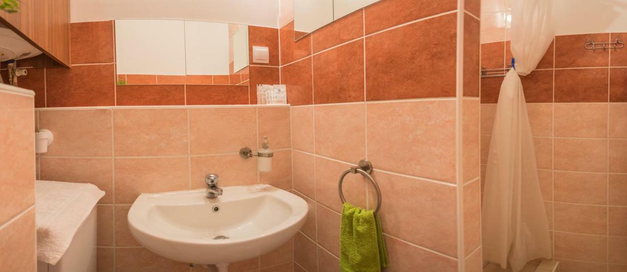 Helikon 32 Apartman Keszthely Bagian luar foto